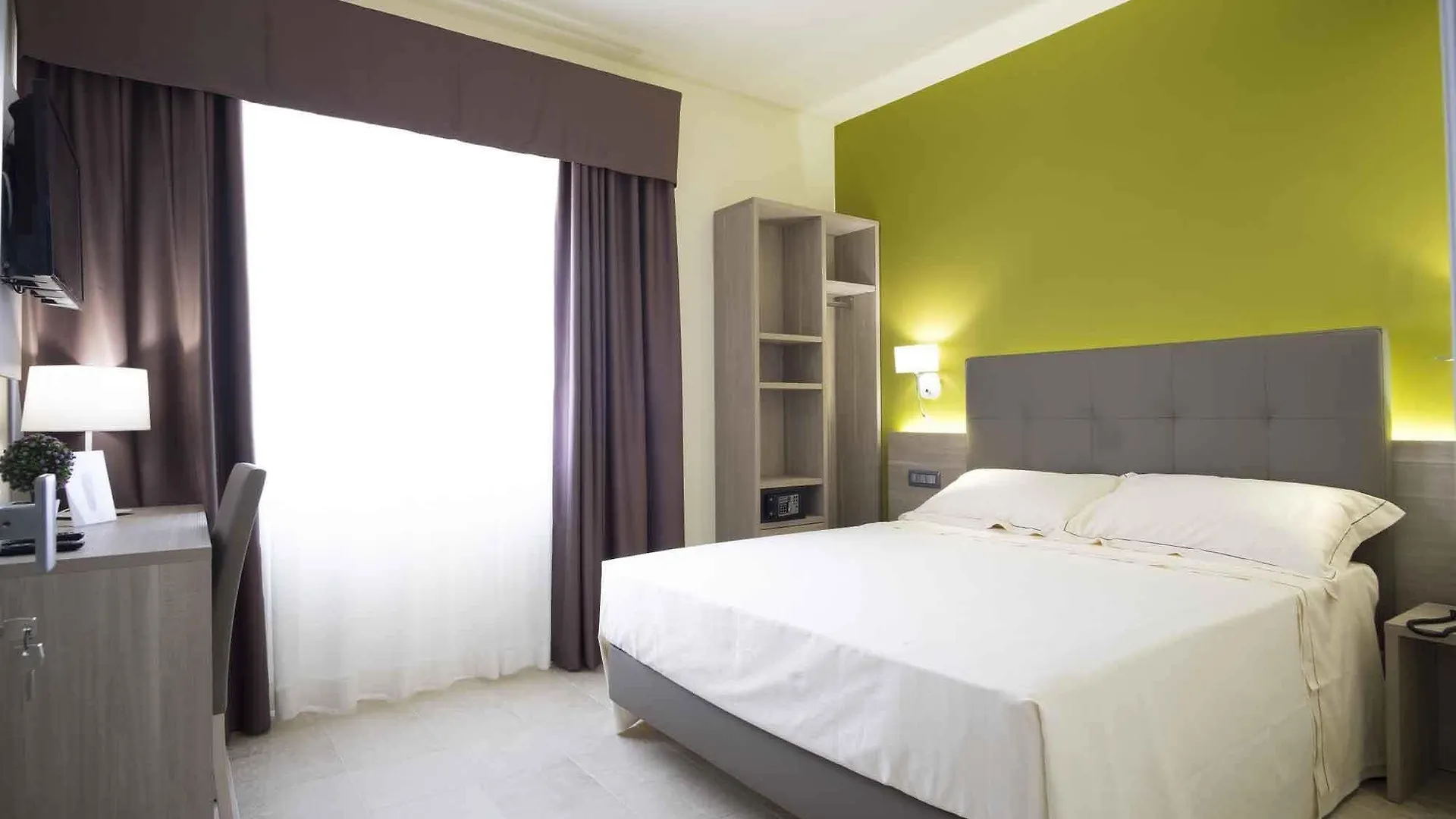 Netum Hotel Noto 4*,  Italia