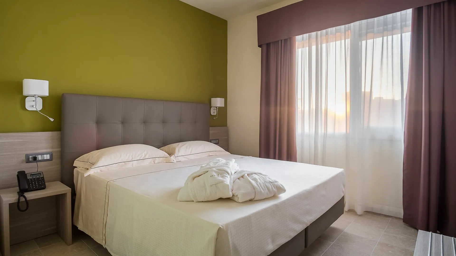 ****  Netum Hotel Noto Italia
